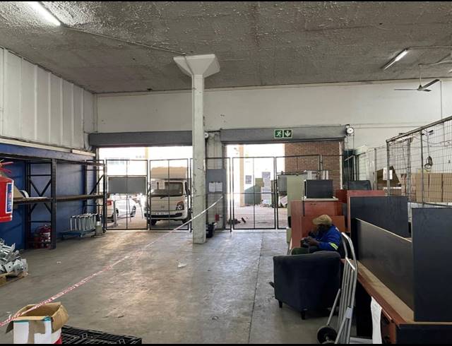 5,751M² BUSINESS CENTRE FOR SALE IN MORNINGSIDE